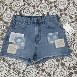 NWT Wrangler for Billabong patchwork denim jean shorts 27